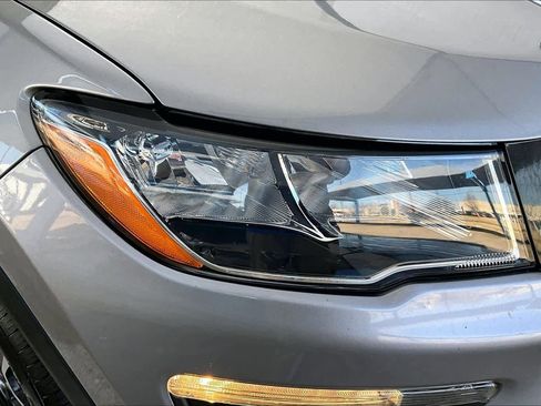 Used 2019 Jeep Compass Trailhawk image 28