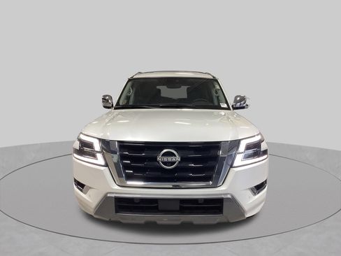 Certified 2023 Nissan Armada Platinum w/ Captain's Chairs Package AWD/4WD image 14