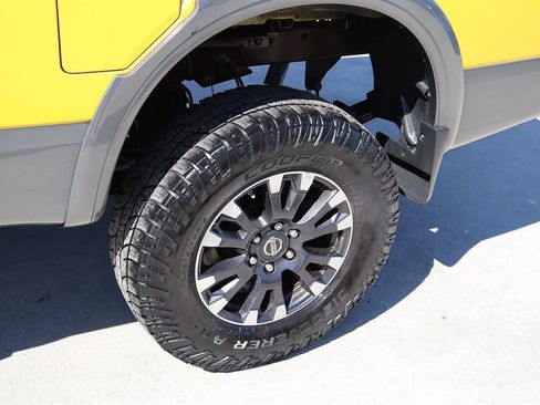 Used 2016 Nissan Titan PRO-4X image 21