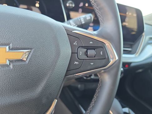 Used 2025 Chevrolet Trax LT w/ LT Convenience Package FWD image 18