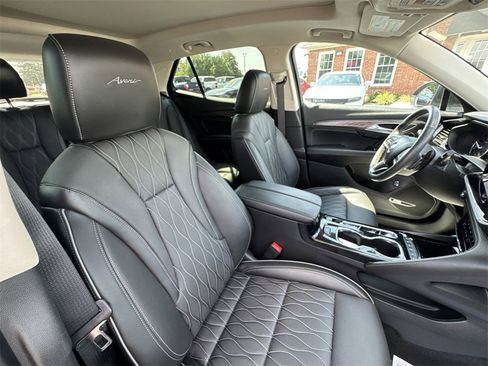 Used 2021 Buick Envision Avenir w/ Technology Package II image 25