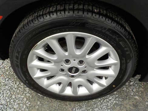 Used 2015 MINI Cooper S image 32