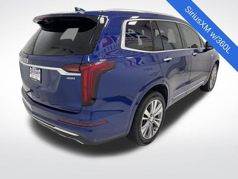 Used 2023 Cadillac XT6 Premium Luxury image 4