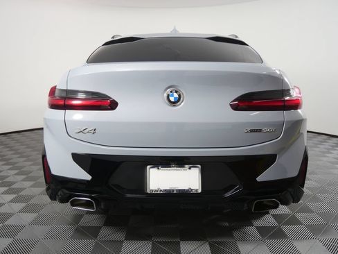Used 2023 BMW X4 xDrive30i w/ M Sport Package AWD/4WD image 4