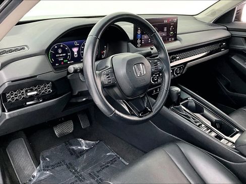 Used 2024 Honda Accord EX-L image 16
