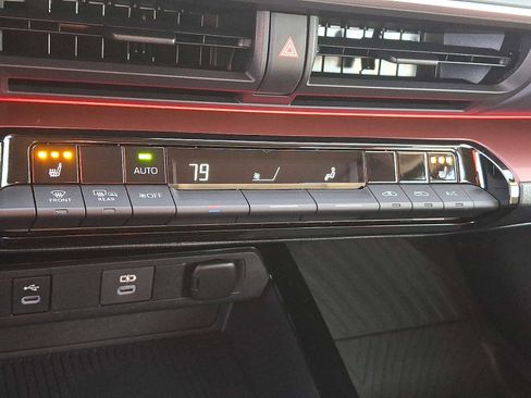 Certified 2023 Toyota Prius Prime image 18