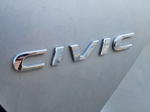 Used 2016 Honda Civic EX image 5
