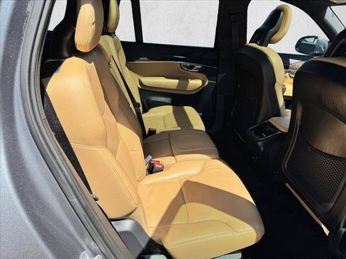 Used 2018 Volvo XC90 T6 Momentum w/ Convenience Package AWD/4WD image 20
