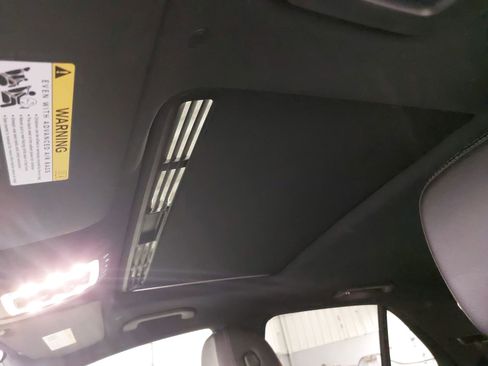 Used 2024 Mercedes-Benz GLE 450e 4MATIC image 31