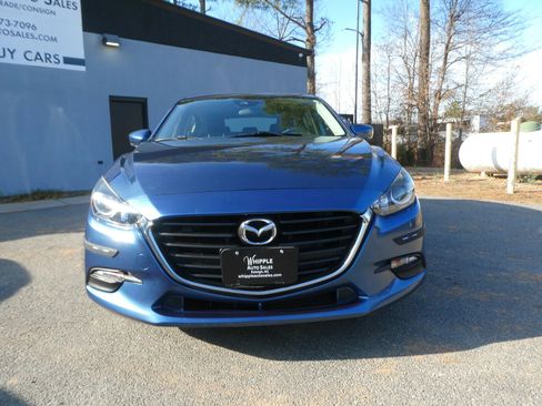 Used 2017 MAZDA MAZDA3 Touring image 2