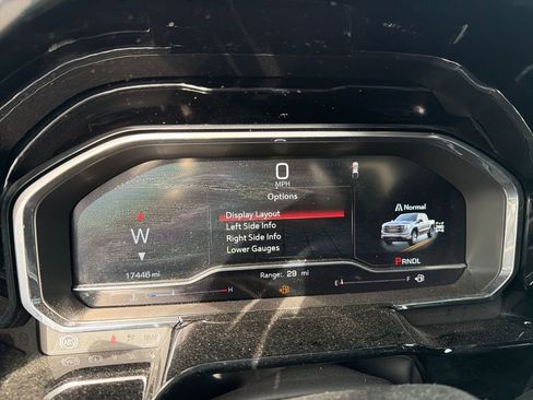 Used 2024 GMC Sierra 1500 Elevation image 8