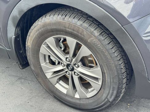 Used 2015 Hyundai Santa Fe Sport w/ Option Group 02 FWD image 21