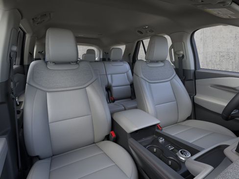 New 2026 Ford Explorer Active RWD image 10
