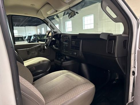 Used 2020 Chevrolet Express 2500 w/ Driver Convenience Package RWD image 32