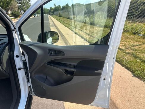 Used 2019 Ford Transit Connect XL FWD image 22