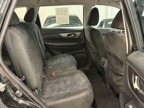 Used 2015 Nissan Rogue S AWD/4WD image 22