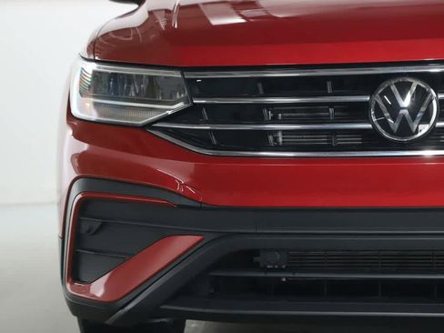 Certified 2023 Volkswagen Tiguan SE AWD/4WD image 6