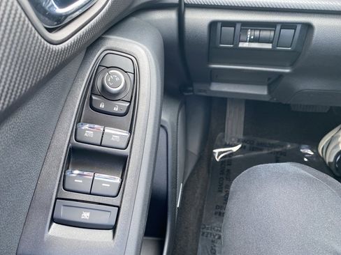 Used 2025 Subaru Crosstrek 2.5i Limited w/ Popular Package #4A image 12