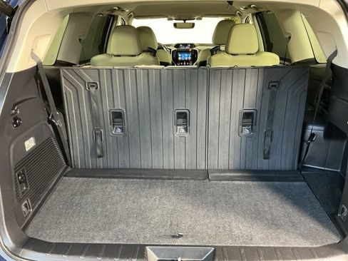 Used 2019 Subaru Ascent Limited AWD/4WD image 12