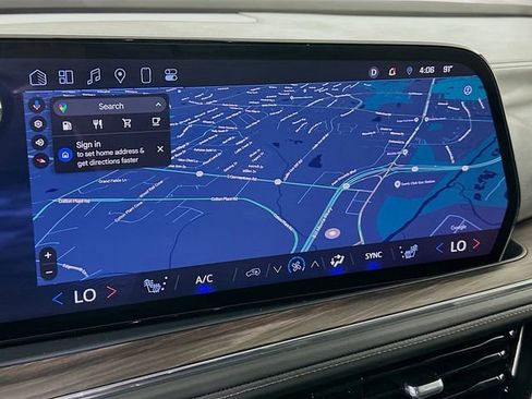 Used 2025 Chevrolet Tahoe LT image 16