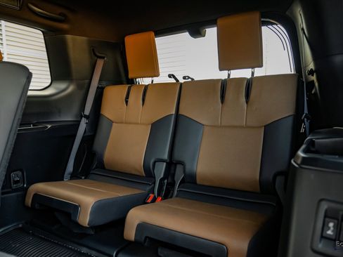 Used 2025 Lexus GX 550 image 81