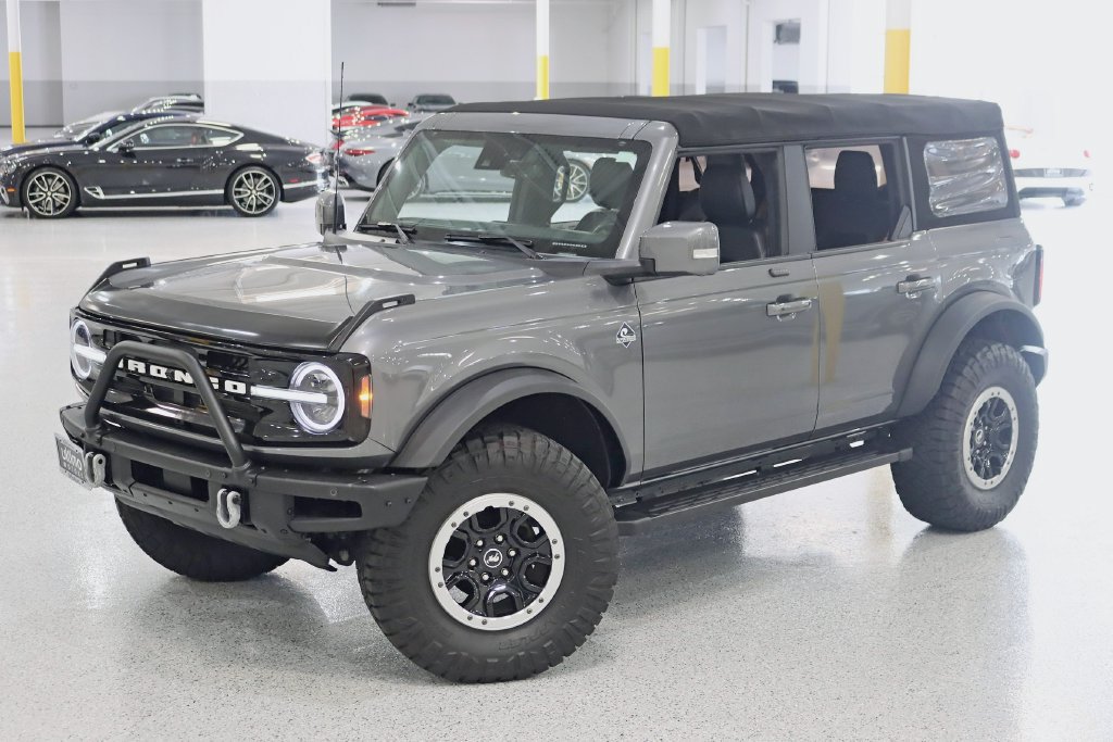 Used 2021 Ford Bronco Outer Banks w/ Sasquatch Package AWD/4WD image 7