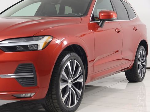 Used 2022 Volvo XC60 B5 Momentum image 59