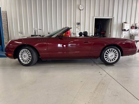 Used 2004 Ford Thunderbird RWD image 5