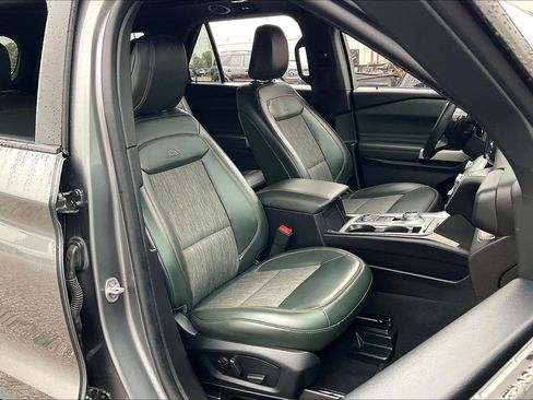 Certified 2022 Ford Explorer Timberline image 8