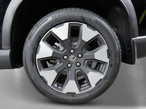 New 2026 Honda Pilot Elite image 9