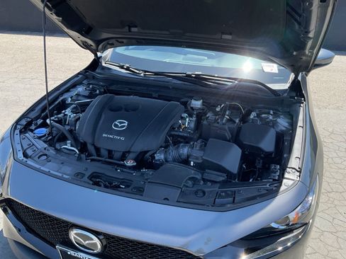 Used 2019 MAZDA MAZDA3 AWD Hatchback w/ Preferred Pkg image 23