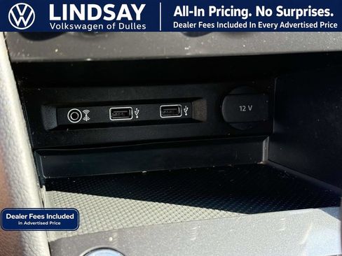 Used 2018 Volkswagen Tiguan SE FWD image 20