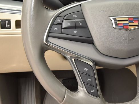 Used 2019 Cadillac XT5 Luxury FWD image 23