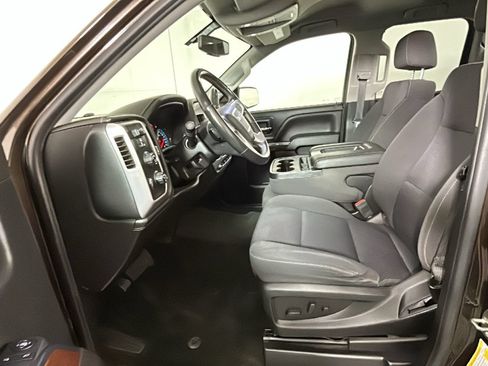 Used 2018 GMC Sierra 1500 SLE w/ SLE Value Package AWD/4WD image 14