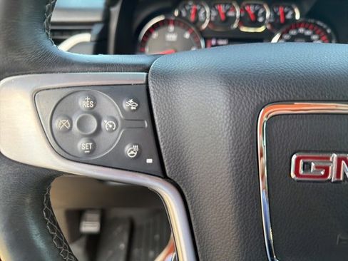 Used 2016 GMC Yukon SLT w/ Open Road Package image 12