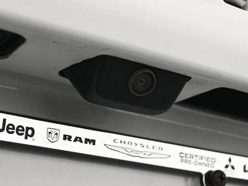 Used 2022 Jeep Cherokee Latitude Lux image 38