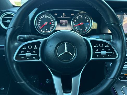 Used 2019 Mercedes-Benz E 300 image 22
