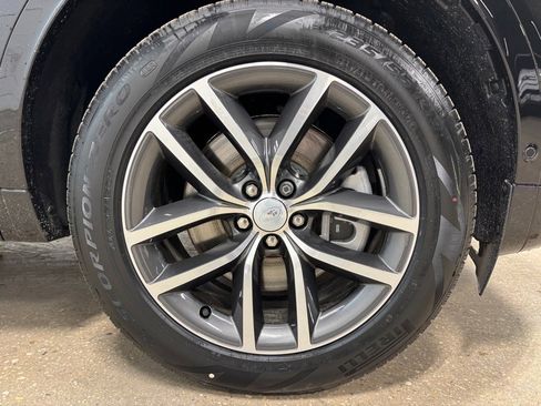 New 2025 Land Rover Discovery Sport S image 11