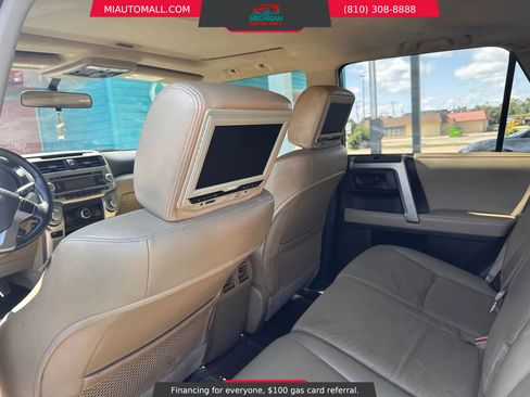 Used 2010 Toyota 4Runner SR5 image 21