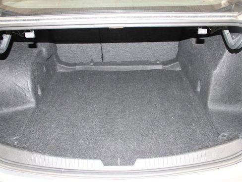 Used 2024 Chevrolet Malibu LT image 27