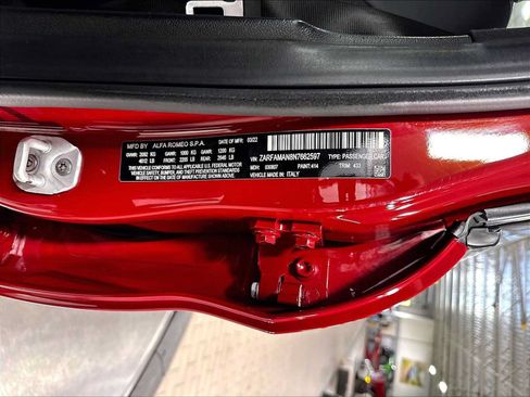 Used 2022 Alfa Romeo Giulia Sprint RWD image 35