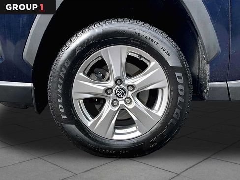 Certified 2022 Toyota RAV4 XLE AWD/4WD image 11