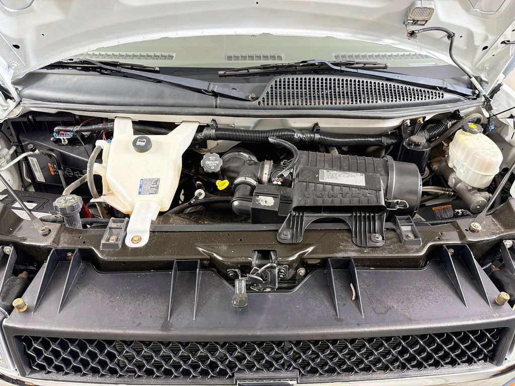 Used 2014 Chevrolet Express 3500 LT w/ LT Preferred Equipment Group RWD image 25
