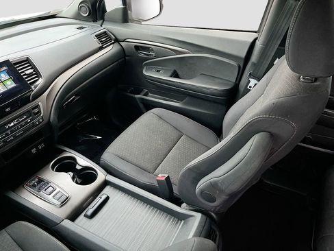 Used 2021 Honda Passport Sport image 21