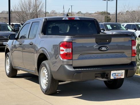 New 2025 Ford Maverick XL w/ Equipment Group 102A image 29
