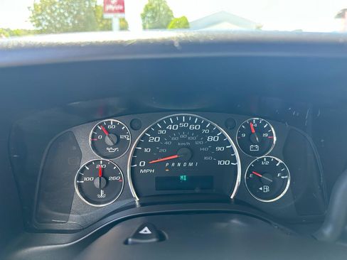 Used 2021 GMC Savana 3500 Extended w/ Power Convenience Package RWD image 11