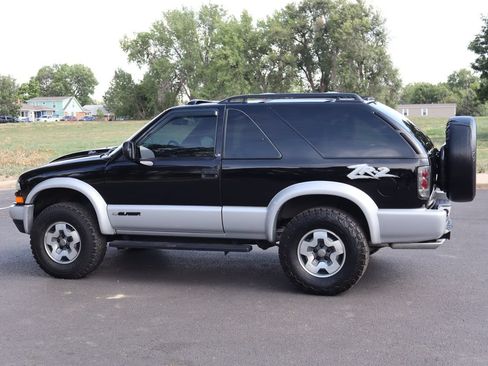 Used 2002 Chevrolet Blazer LS w/ Preferred Equipment Group AWD/4WD image 8