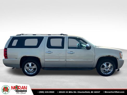 Used 2010 Chevrolet Suburban LTZ AWD/4WD image 6