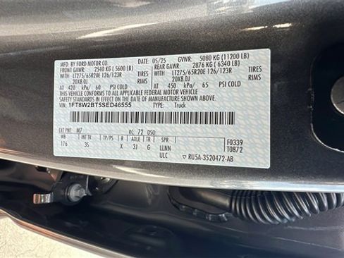 New 2025 Ford F250 XLT w/ Black Appearance Package image 33