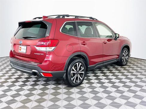 Used 2023 Subaru Forester Limited image 10